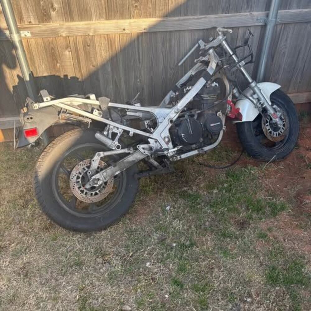 Kawasaki GPZ Roller Project Bike Engine Complete Parts Fixer